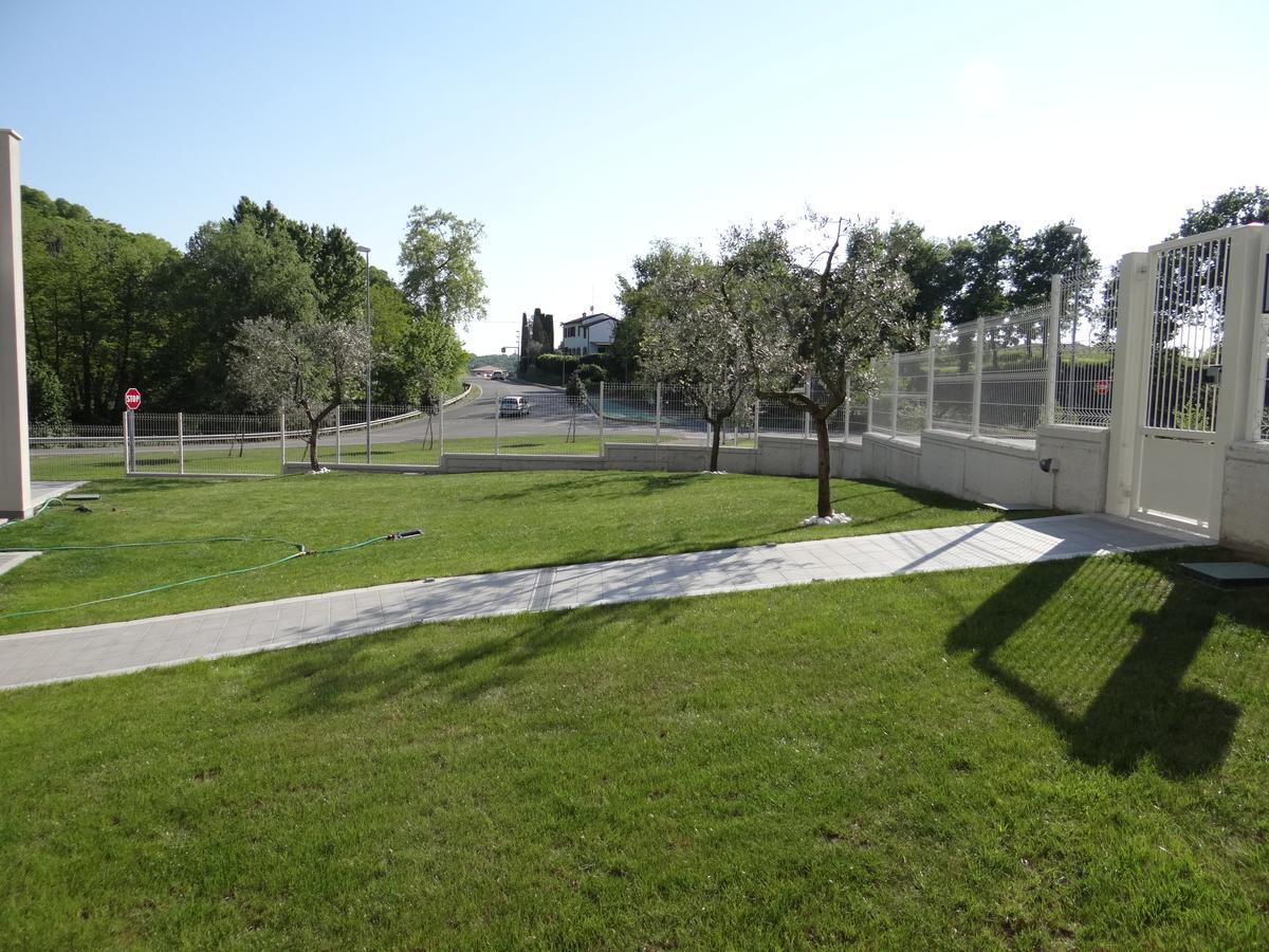 Nuovo Laghetto Del Frassino Affittacamere Peschiera del Garda